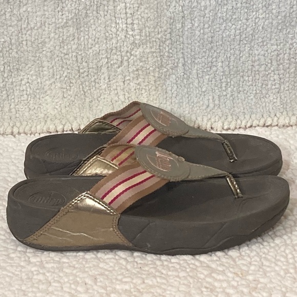 FITFLOP Oasis Brown Platform Wedge Thong Flip Flops Workout Walk Sandals - Sz 6 - Picture 1 of 13